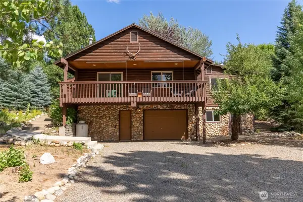 14 Apple Way N, Winthrop, WA 98862