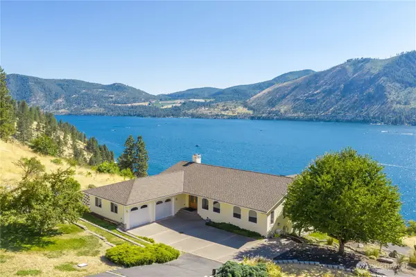 3035 Lakeshore Road, Manson, WA 98831