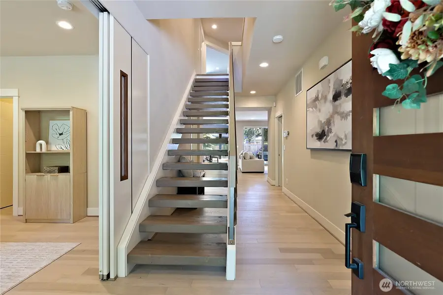 10034 Slater Avenue Ne, Kirkland, WA 98033 - #2