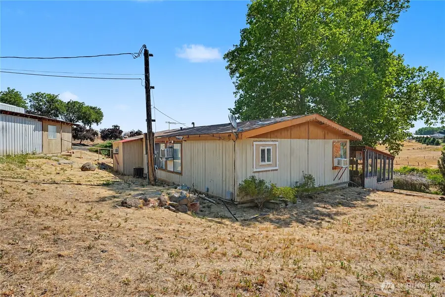 363 Baker Road, Selah, WA 98942 - #2