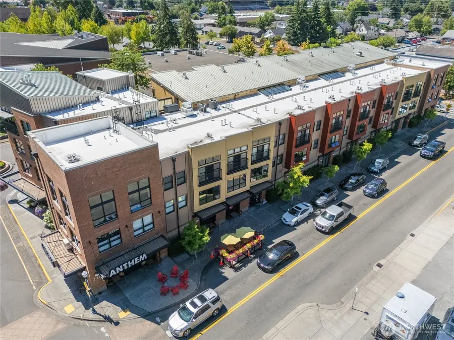 210 Pioneer #210, Puyallup, WA 98371 - #2