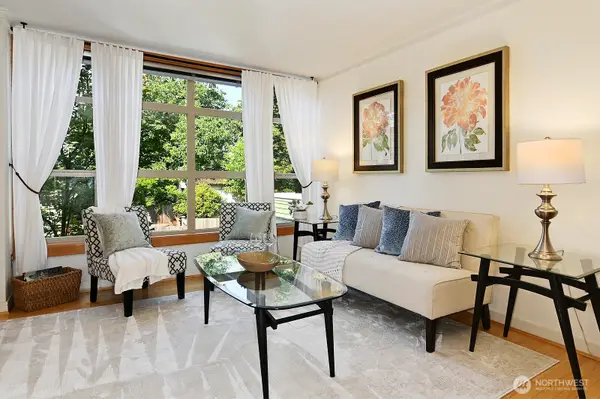 2502 N 50th Street #103, Seattle, WA 98103