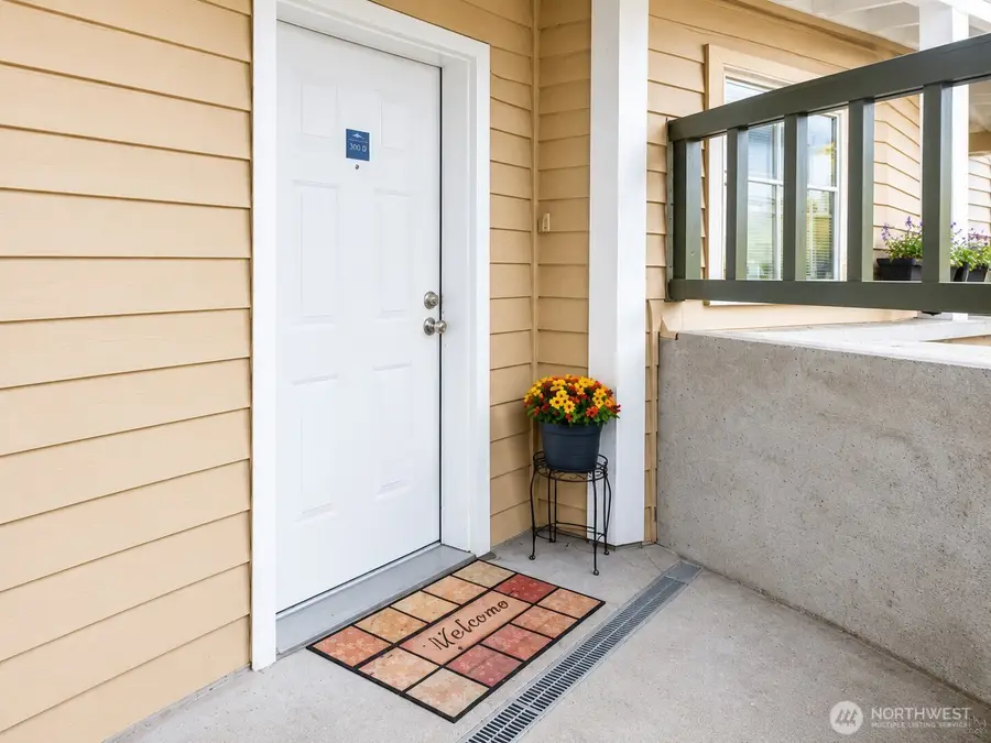 5300 Harbour Pointe Boulevard #303-D, Mukilteo, WA 98275 - #3
