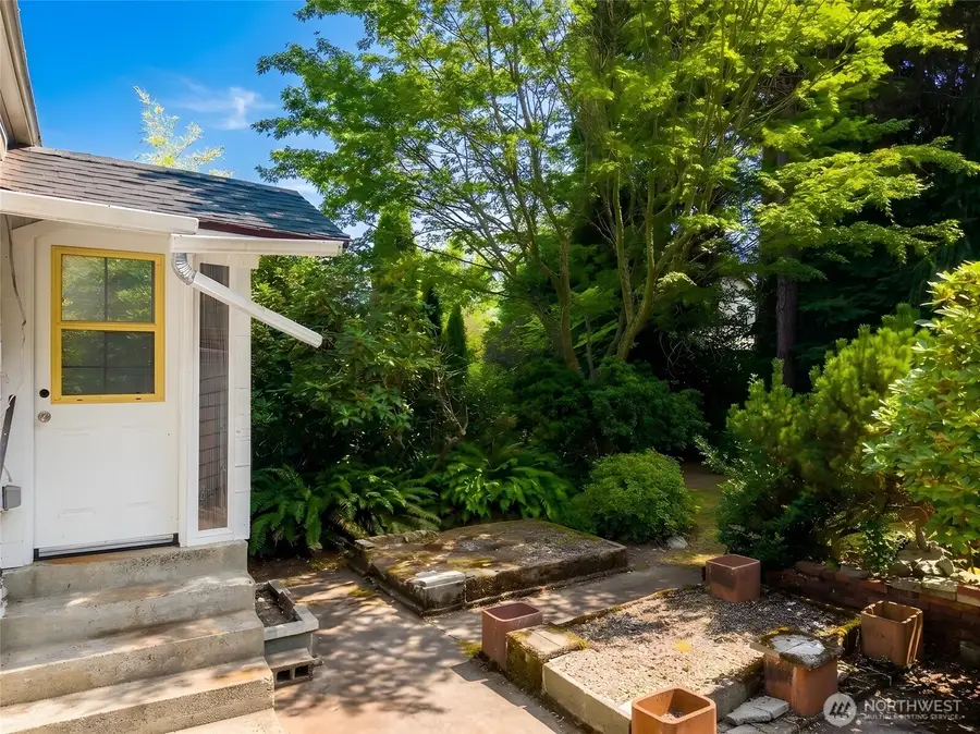 8552 31st Avenue Nw, Seattle, WA 98117 - #3