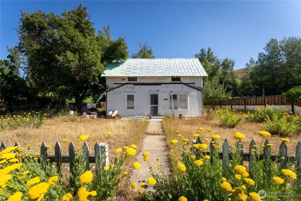 618 Filer Avenue, Winthrop, WA 98862
