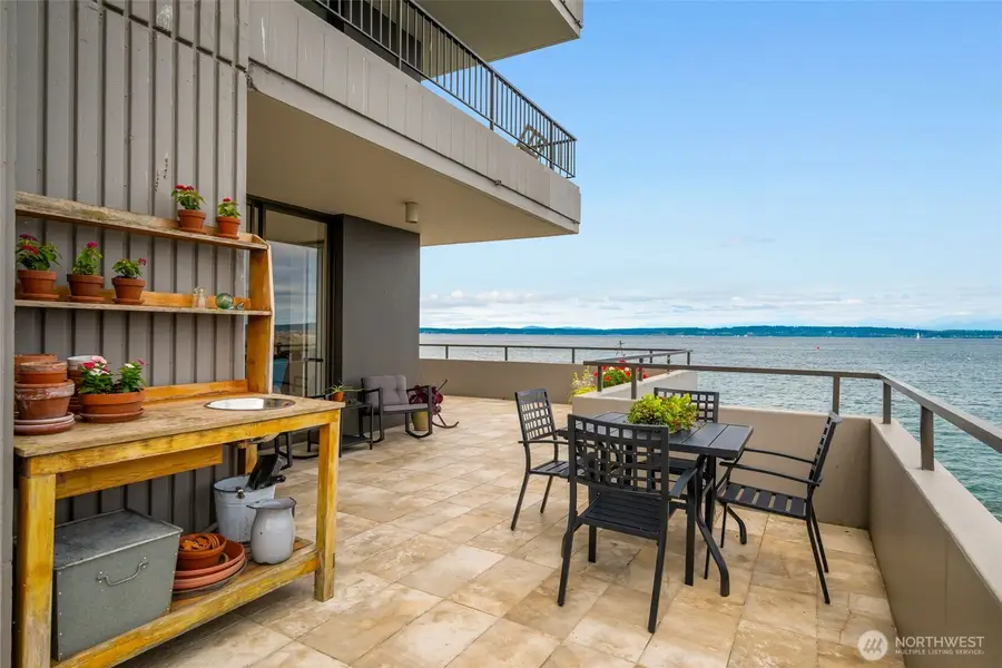6533 Seaview Avenue Nw #101A, Seattle, WA 98117 - #2