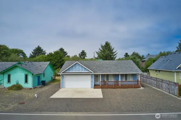 118 Pacific Boulevard Nw, Ocean Shores, WA 98569