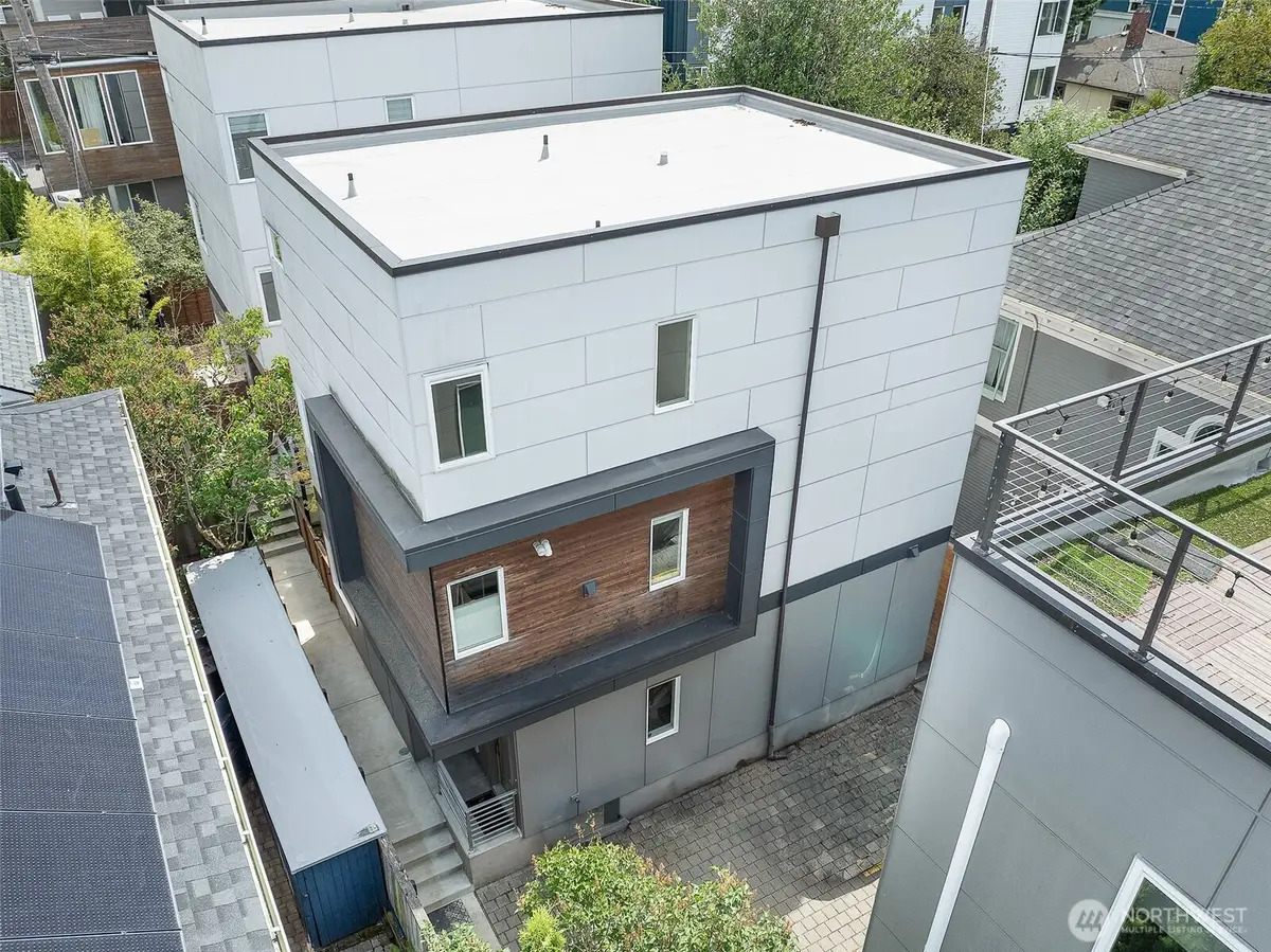 830 16th Ave, Seattle, WA 98122 - #1