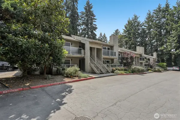 12037 100th Avenue Ne #103, Kirkland, WA 98034