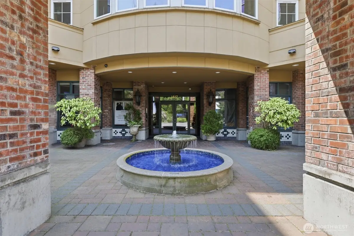 1417 Queen Anne Avenue N #303, Seattle, WA 98109 - #1