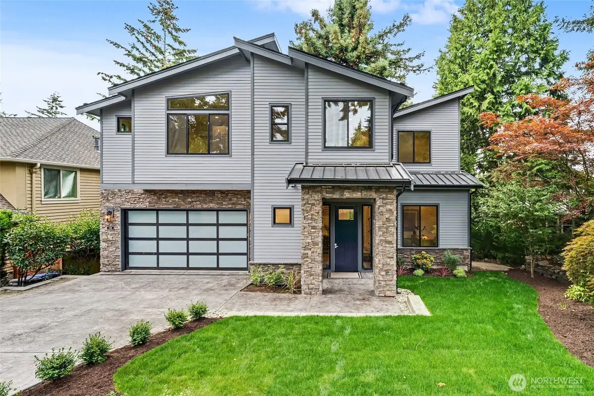 719 95th Avenue Ne, Bellevue, WA 98004 - #1