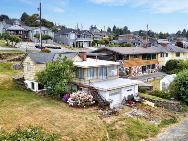 616 37th Street, Anacortes, WA 98221
