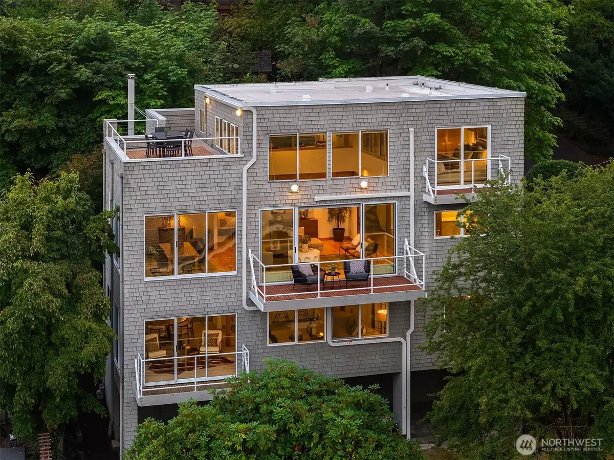 3751 E Columbia Street, Seattle, WA 98122 - #1