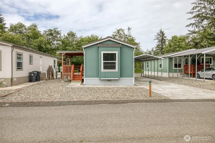 2010 Broadway Avenue #9, Hoquiam, WA 98550 - #3