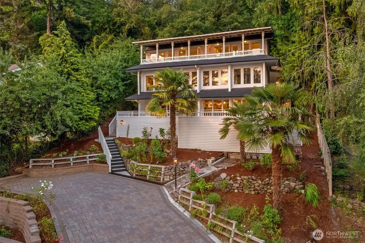 9674 50th Avenue Sw, Seattle, WA 98136 - #1