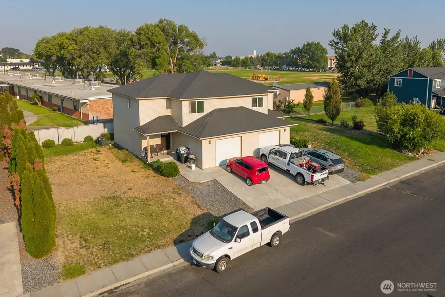 1331 S Shaker Place, Moses Lake, WA 98837 - #3