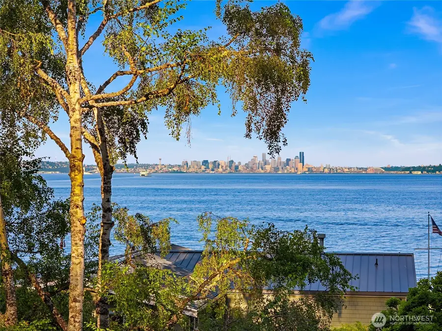 4089 Rockaway Beach Road Ne, Bainbridge Island, WA 98110 - #3