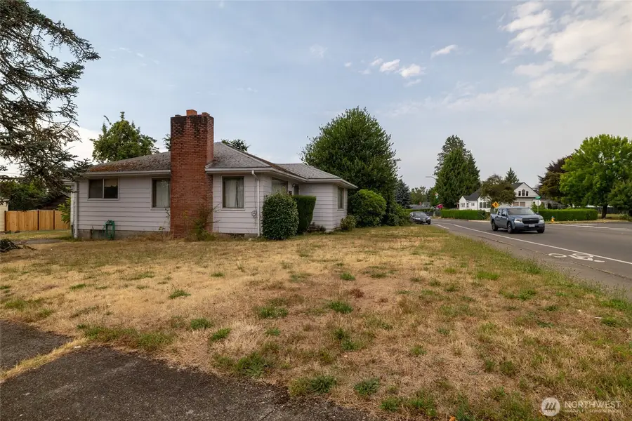 201 Harrison Avenue, Centralia, WA 98531 - #2