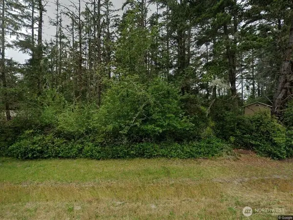 1011 SE Discovery Avenue #169, Ocean Shores, WA 98569