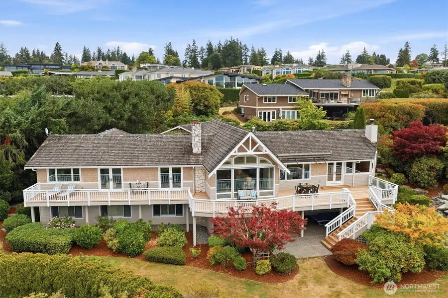 8900 NE 16th Street, Clyde Hill, WA 98004 - #3