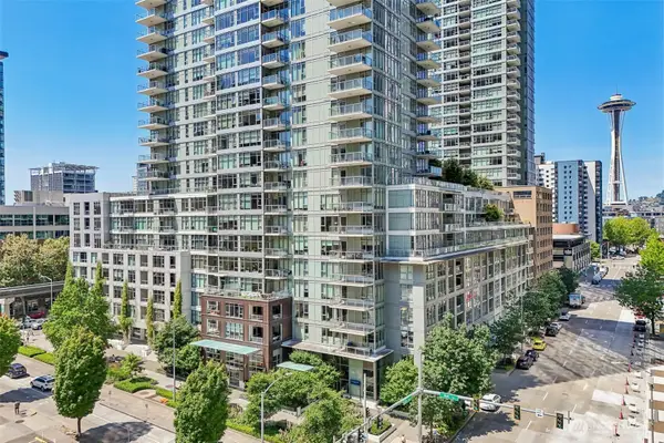 588 Bell Street #1102, Seattle, WA 98121