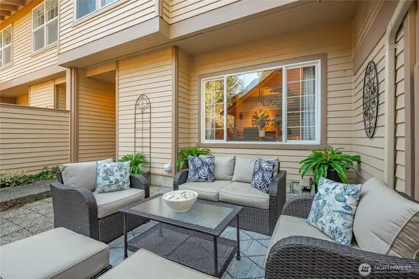 9141 Gleneagle Drive, Blaine, WA 98230