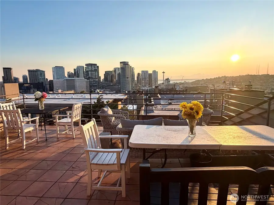 712 E Denny Way #401, Seattle, WA 98122 - #3