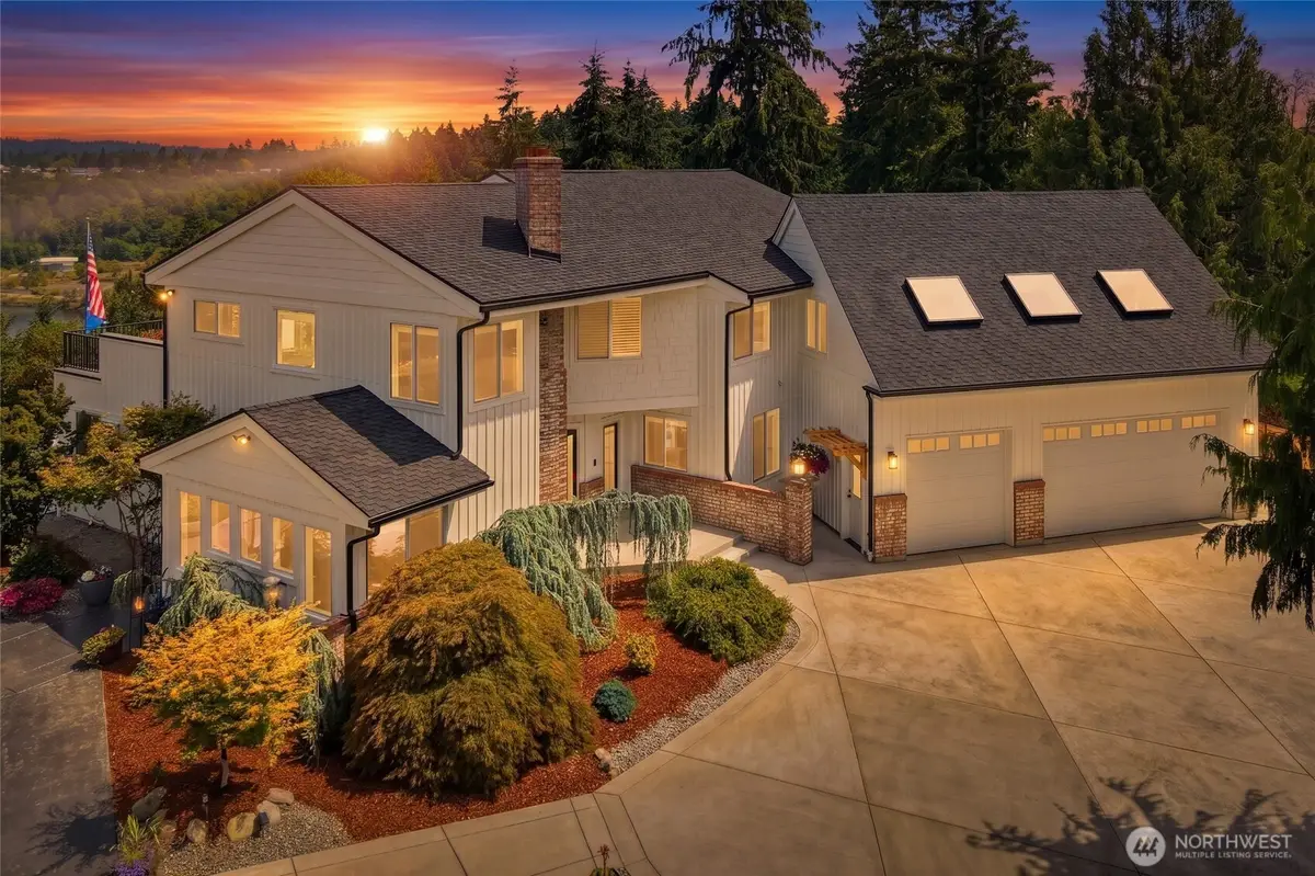 35 Silver Beach Drive, Steilacoom, WA 98388 - #1