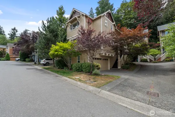 71 Sunset Court Nw, Issaquah, WA 98027