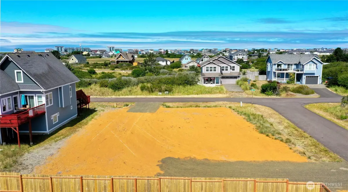 413 S Portal Loop Sw, Ocean Shores, WA 98569 - #1