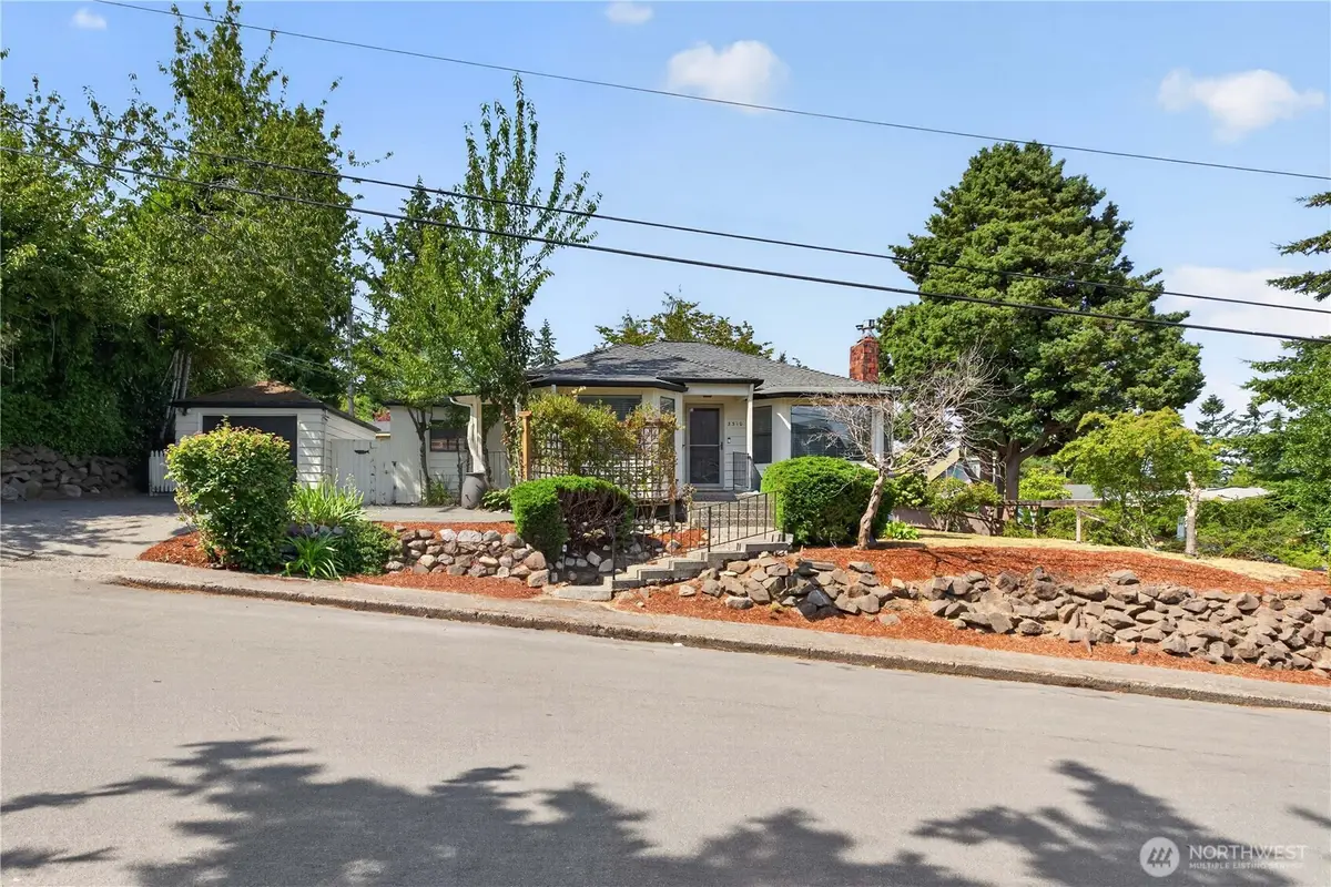 3310 SW 104th Street, Seattle, WA 98146 - #1