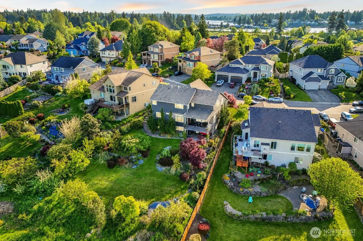 21729 Quiet Water Loop, Lake Tapps, WA 98391 - #1