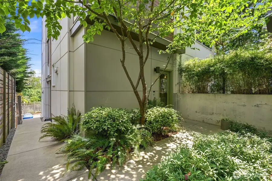 1806 25th Avenue #A, Seattle, WA 98122 - #3