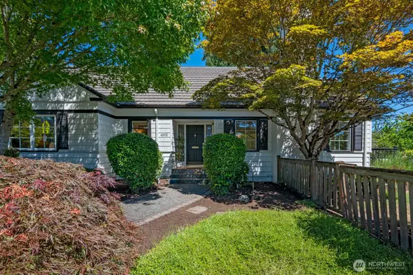 4902 NE 70th Street, Seattle, WA 98115