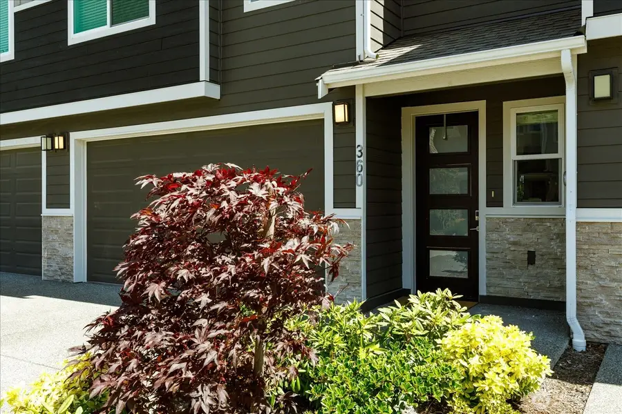 360 SW Ballast Way, Oak Harbor, WA 98277 - #2