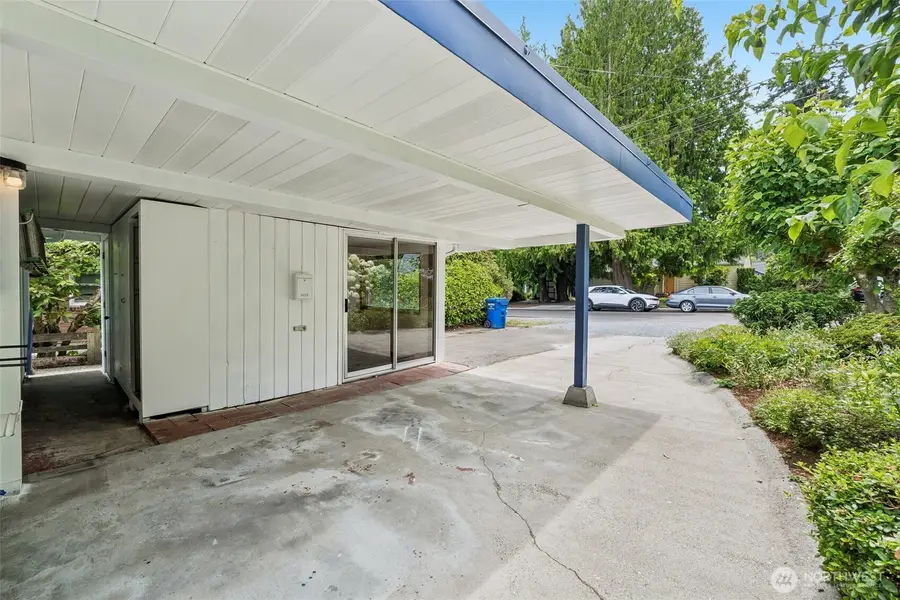 3222 NE 85th Street, Seattle, WA 98115 - #2