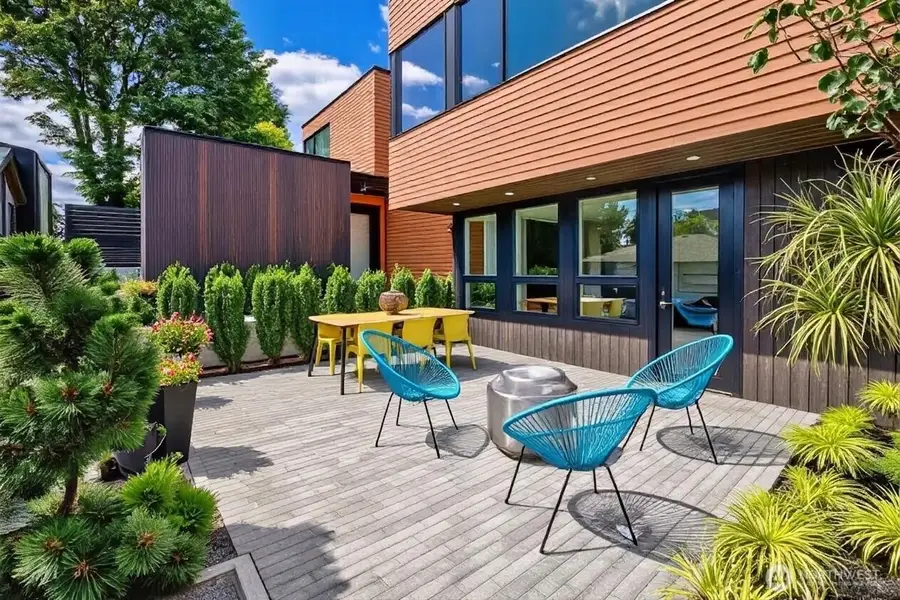 311 NE 59th Street, Seattle, WA 98105 - #3