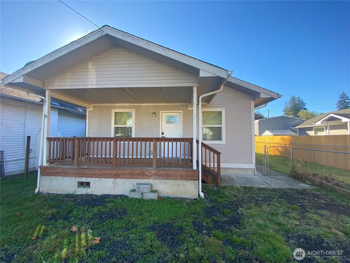 320 C Street, South Bend, WA 98586 - #1