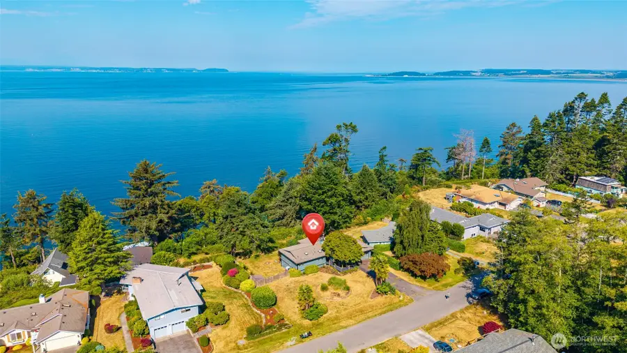 2186 Inverness Way, Coupeville, WA 98239 - #2