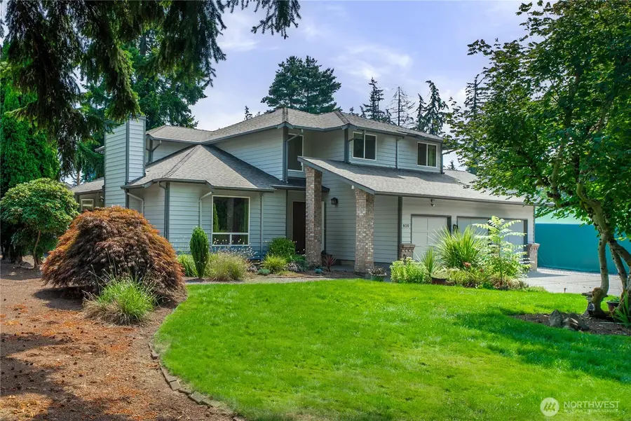 820 Monroe Avenue Ne, Renton, WA 98056 - #3