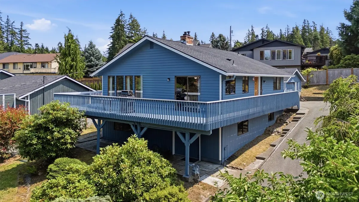 352 Lochwood Drive, Camano Island, WA 98282 - #1