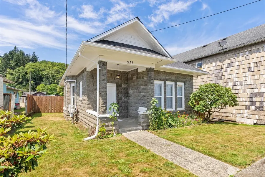 917 Monroe, Hoquiam, WA 98550 - #2