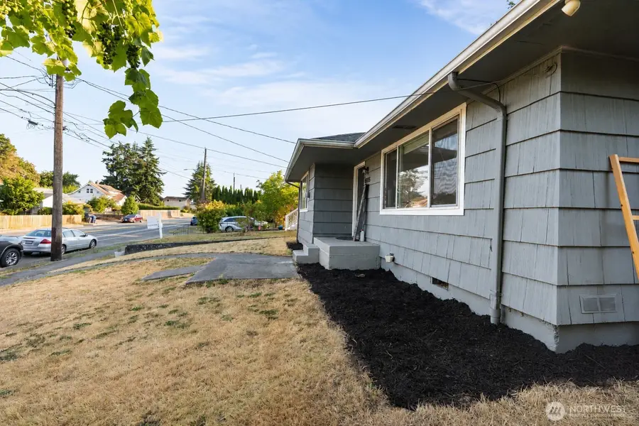 6835 Yakima Avenue, Tacoma, WA 98408 - #2