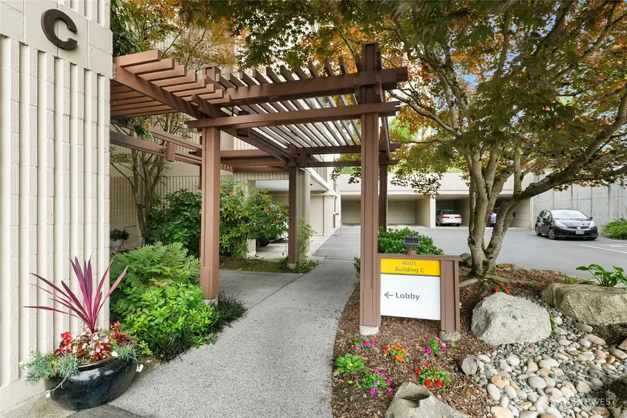 8001 Sand Point Ne #C36, Seattle, WA 98115 - #2