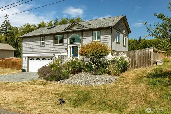 1243 Russell Drive, Coupeville, WA 98239