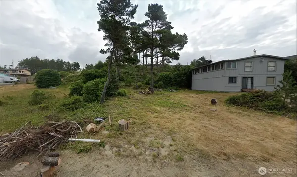 29908 I Street Dr, Ocean Park, WA 98640