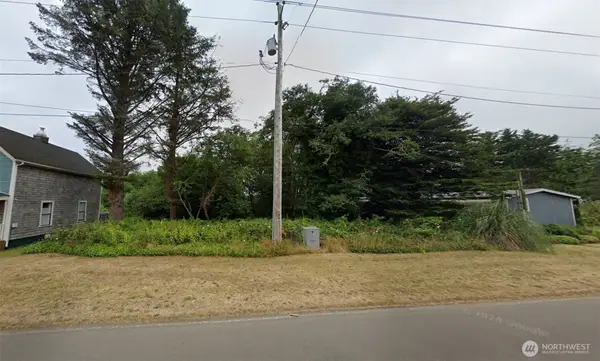 805 Lake Street Se, Ilwaco, WA 98624