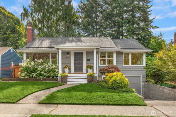 8233 40th Avenue Ne, Seattle, WA 98115