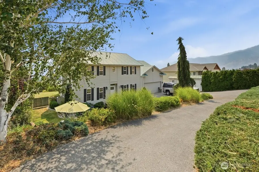 696 Green Avenue, Manson, WA 98831 - #2