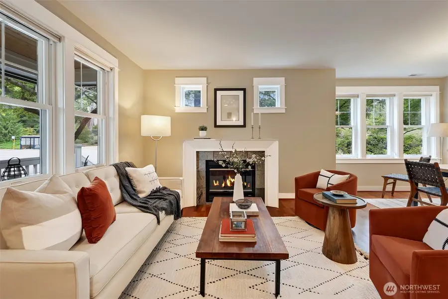 5807 55th Avenue Ne, Seattle, WA 98105 - #3